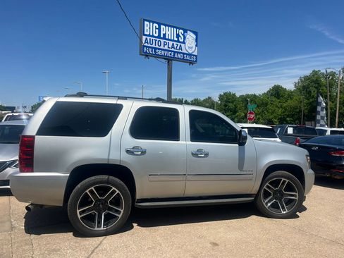 Used 2011 Chevrolet Tahoe LTZ AWD/4WD image 2