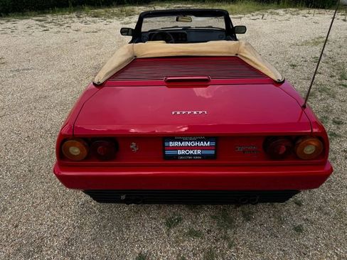 Used 1988 Ferrari Mondial 3.2 Cabriolet image 14