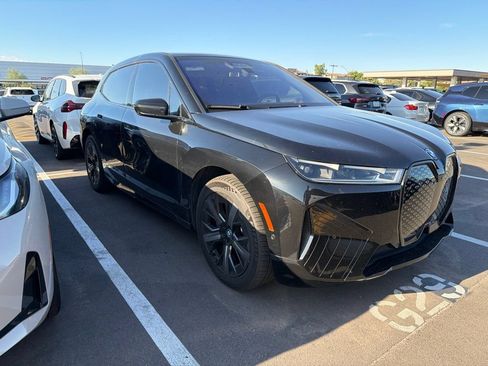 Certified 2024 BMW iX xDrive50 w/ Premium Package AWD/4WD image 3