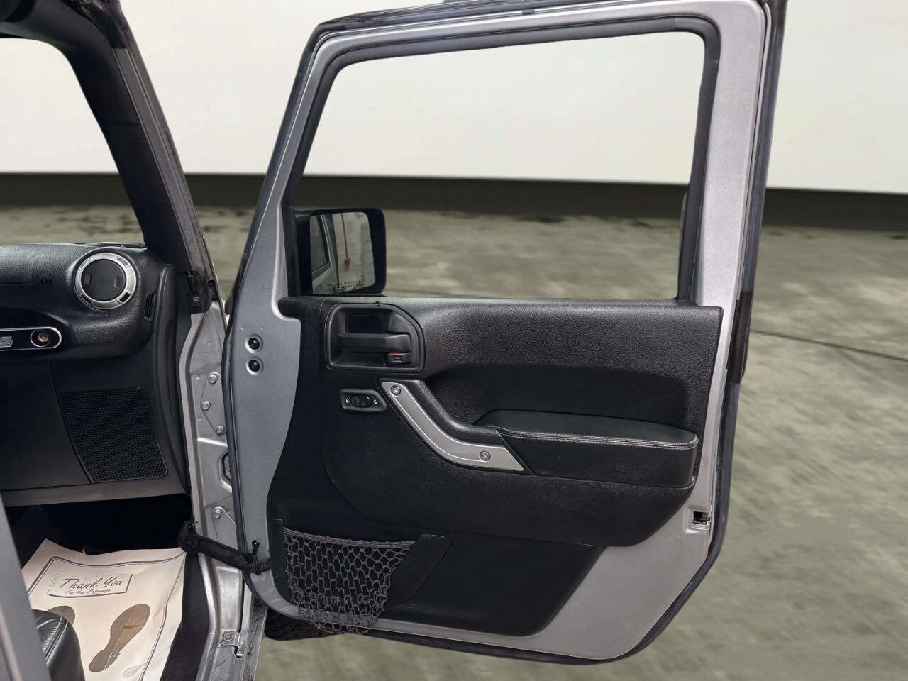 Used 2016 Jeep Wrangler Unlimited Rubicon AWD/4WD image 20