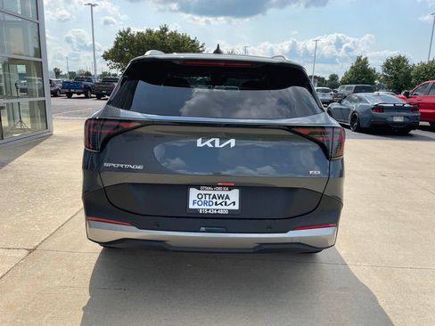 New 2026 Kia Sportage EX AWD/4WD image 6