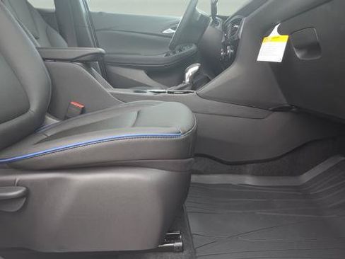 New 2026 Buick Encore GX Sport Touring FWD image 17