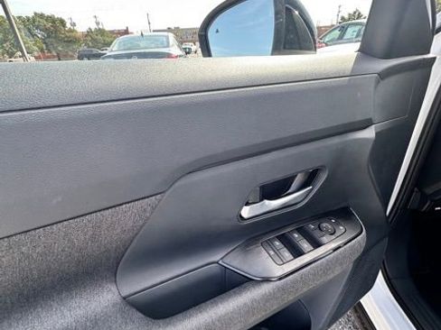 New 2026 Nissan Kicks SV image 23