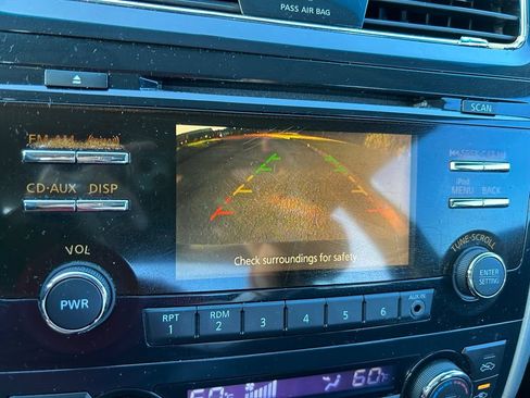 Used 2013 Nissan Altima 2.5 SV FWD image 26