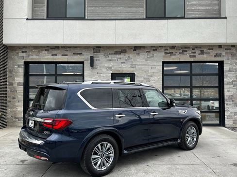 Used 2019 INFINITI QX80 Luxe w/ Proassist Package image 3