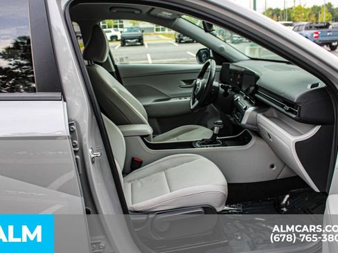 Used 2024 Hyundai Kona SEL FWD image 20