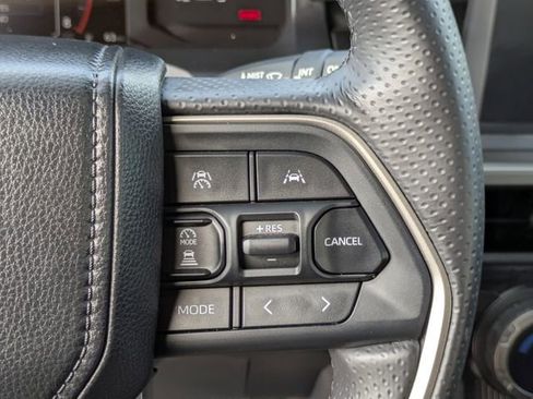 Used 2025 Toyota 4Runner SR5 image 19