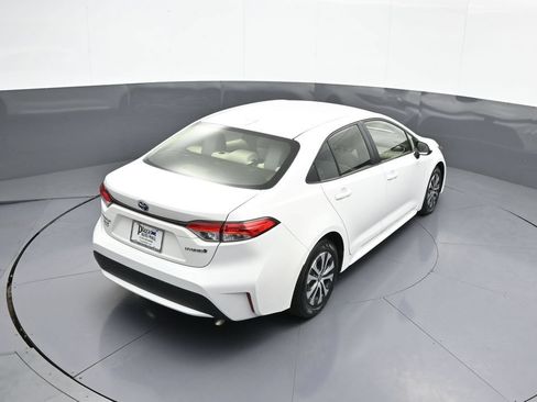 Certified 2020 Toyota Corolla LE FWD image 36