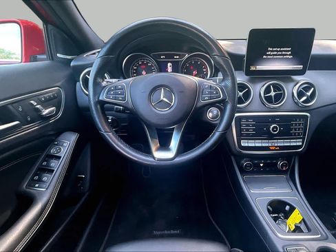 Used 2019 Mercedes-Benz GLA 250 4MATIC image 6