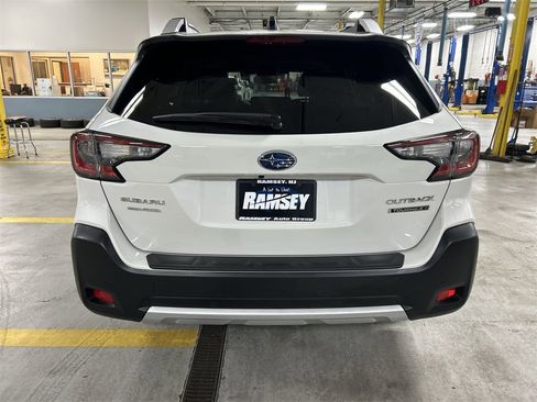 Certified 2025 Subaru Outback Touring XT w/ Tech Package 3 image 7