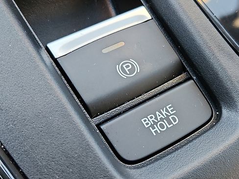 Used 2024 Honda CR-V Sport image 25