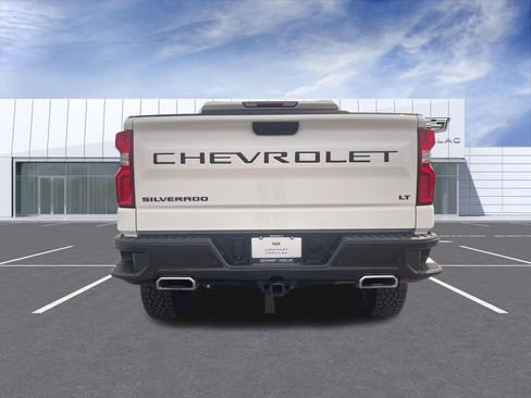 Used 2024 Chevrolet Silverado 1500 LT Trail Boss w/ LT Trail Boss Premium Package image 7