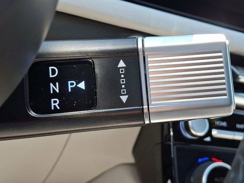New 2026 Hyundai Tucson Limited AWD/4WD image 8