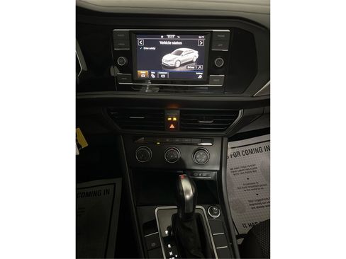 Used 2020 Volkswagen Jetta S image 37