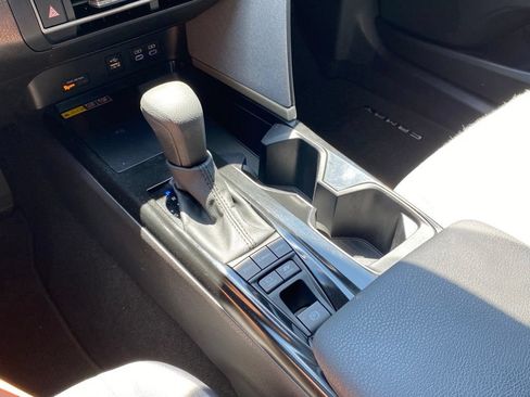 Used 2025 Toyota Camry LE w/ Convenience Package FWD image 20