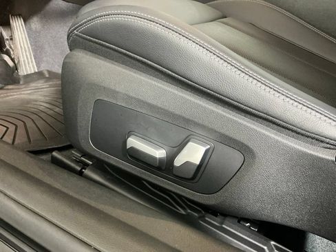 Used 2023 BMW 230i Coupe w/ Premium Package RWD image 20