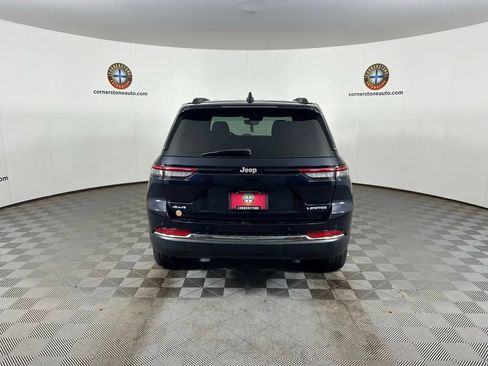 Used 2024 Jeep Grand Cherokee Limited AWD/4WD image 18