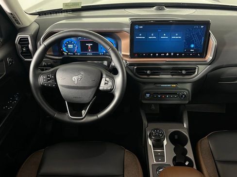 Used 2025 Ford Bronco Sport Outer Banks w/ Outer Banks Tech Package+ image 13