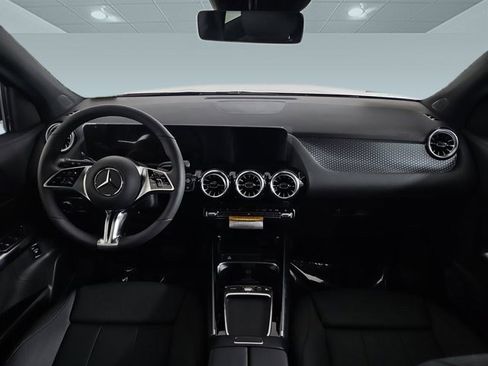 Certified 2025 Mercedes-Benz GLA 250 GLA 250 image 12