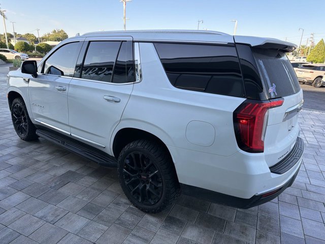 Used 2022 GMC Yukon SLT w/ SLT Premium Package RWD image 3