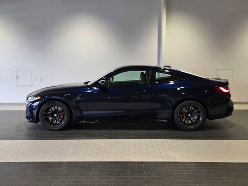 Used 2024 BMW M4 Coupe w/ Executive Package image 2
