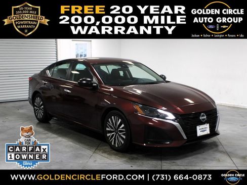 Used 2024 Nissan Altima 2.5 SV image 1