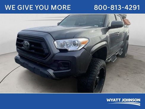 Used 2021 Toyota Tacoma SR image 1