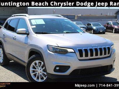 Used 2019 Jeep Cherokee Latitude w/ Popular Appearance Group
