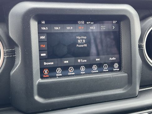 Used 2021 Jeep Wrangler Unlimited Sahara w/ LED Lighting Group image 24