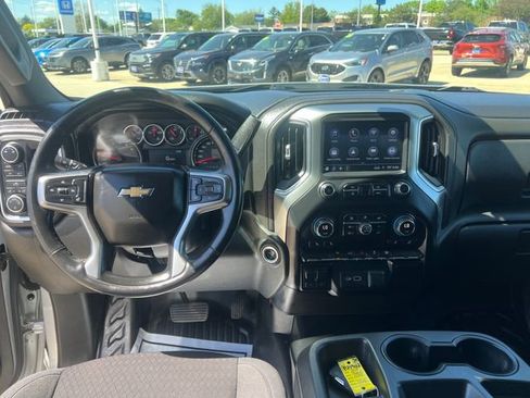Used 2019 Chevrolet Silverado 1500 LT w/ True North Edition AWD/4WD image 18