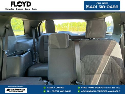 Used 2018 Ford Explorer XLT w/ Equipment Group 201A AWD/4WD image 20