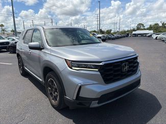 Certified 2025 Honda Pilot EX-L video 1