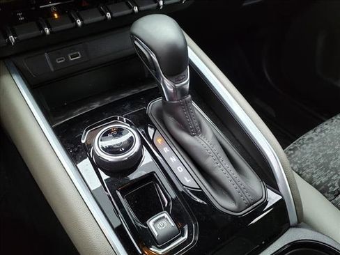 New 2024 Chevrolet Colorado ZR2 w/ Safety Package image 23