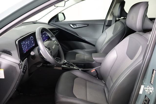 Certified 2023 Kia Niro Wind FWD image 14
