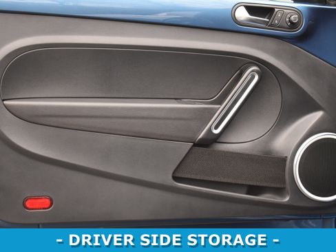 Used 2019 Volkswagen Beetle 2.0T S image 5