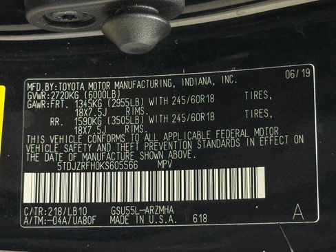Used 2019 Toyota Highlander XLE AWD/4WD image 96