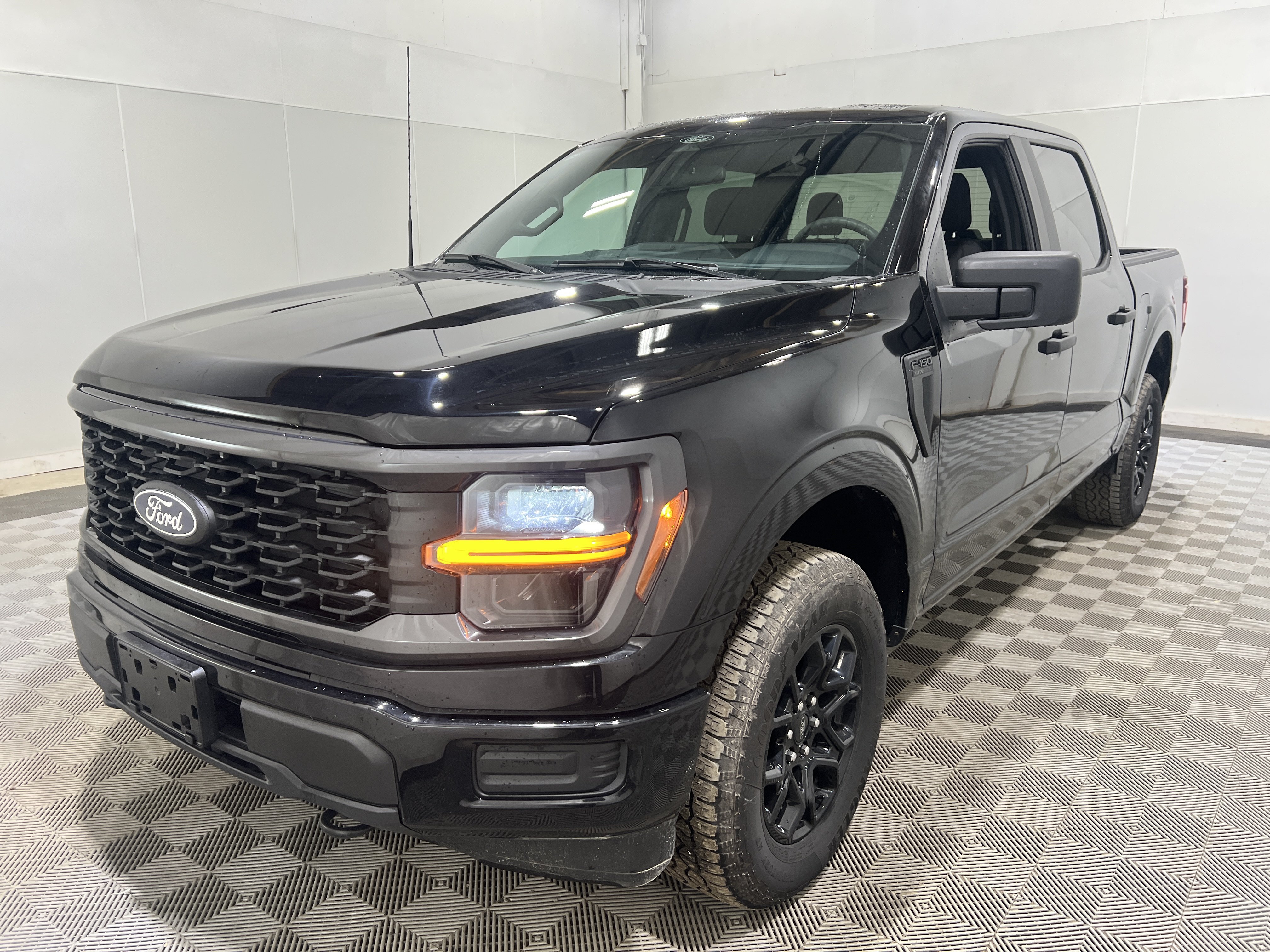 Used 2026 Ford F150 STX AWD/4WD image 1