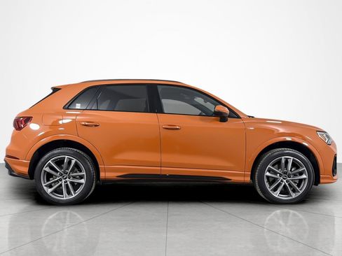 Used 2025 Audi Q3 2.0T Premium w/ Black Optic Sport Package AWD/4WD image 6