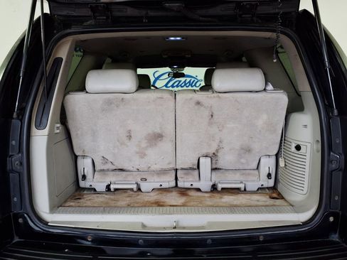 Used 2007 GMC Yukon SLT w/ SLT Preferred Equipment Group RWD image 12
