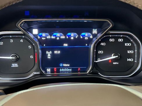 Used 2021 GMC Yukon Denali image 22