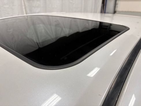 Used 2014 Toyota Camry SE FWD image 38