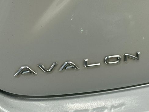 Used 2013 Toyota Avalon XLE Touring image 13