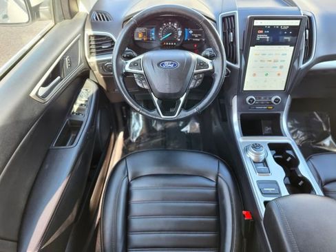 Certified 2023 Ford Edge SEL w/ Convenience Package image 13