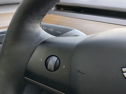 Used 2023 Tesla Model 3 Standard Range RWD image 25