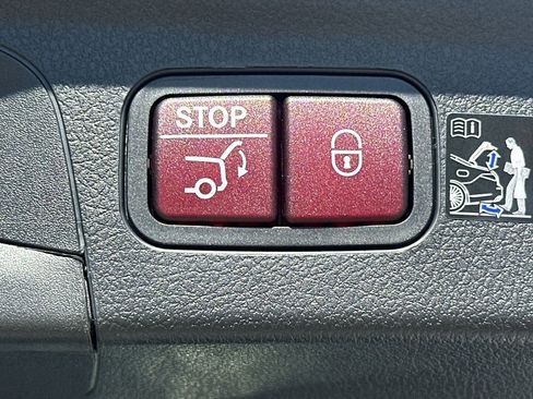 New 2026 Mercedes-Benz GLE 63 AMG S image 22