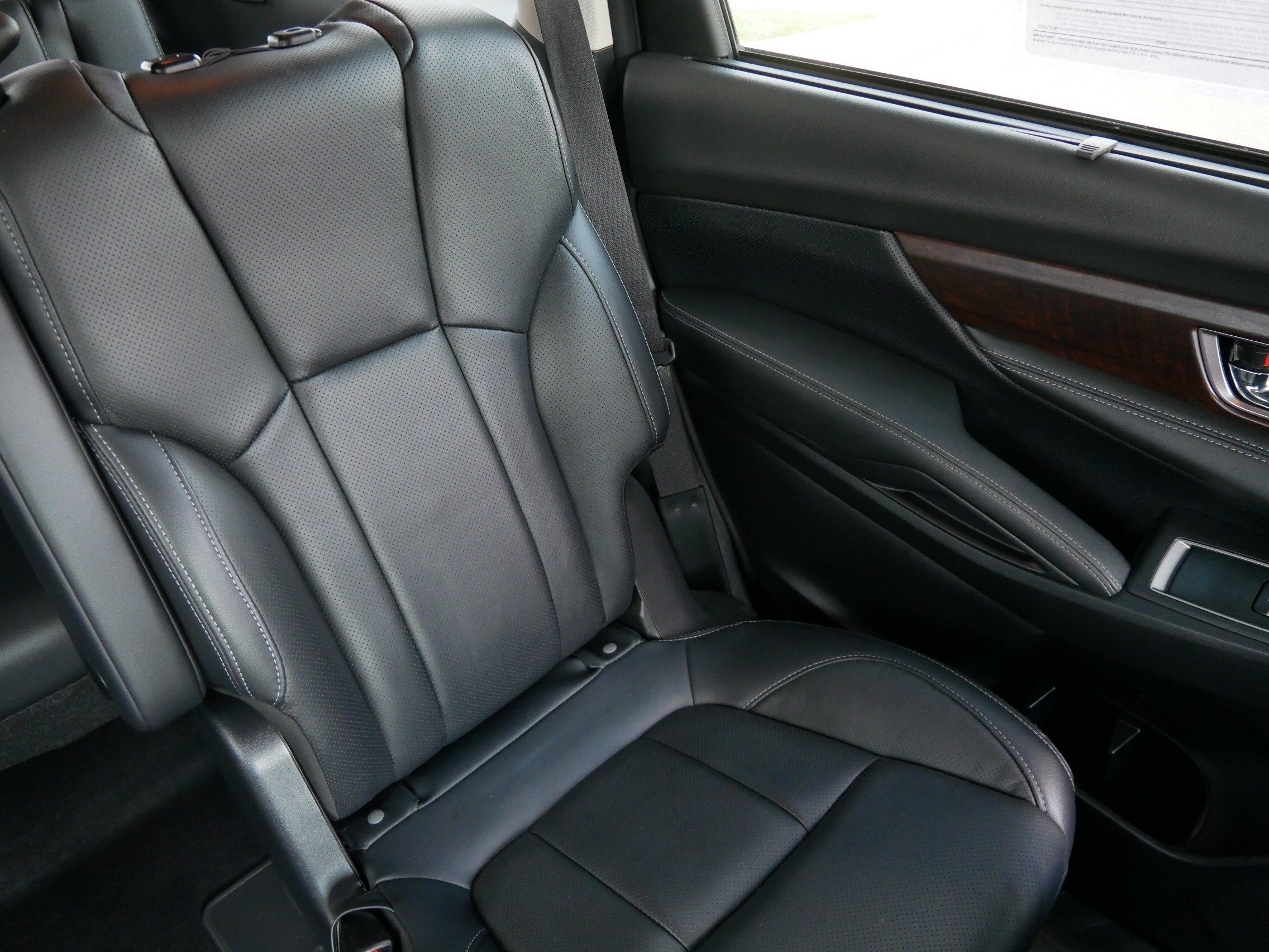 Used 2023 Subaru Ascent Touring AWD/4WD image 14