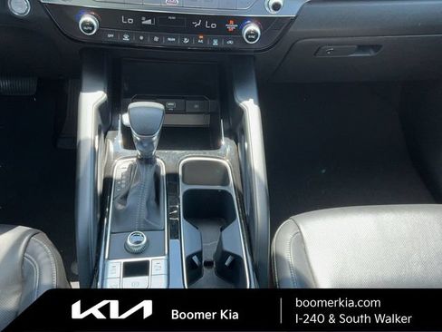 Used 2022 Kia Telluride LX FWD image 24
