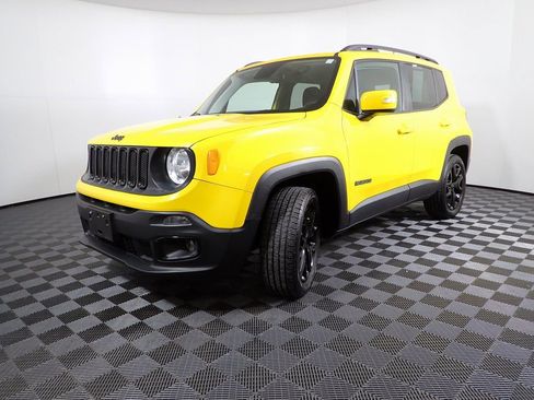 Used 2018 Jeep Renegade Altitude image 10