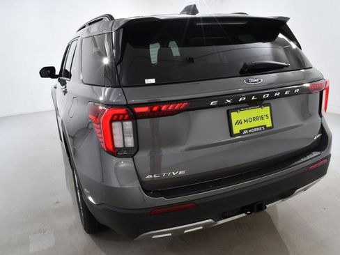 New 2025 Ford Explorer Active w/ Active Comfort Package image 14