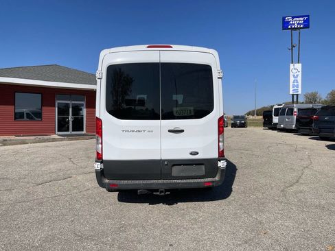 Used 2016 Ford Transit 150 XL image 6